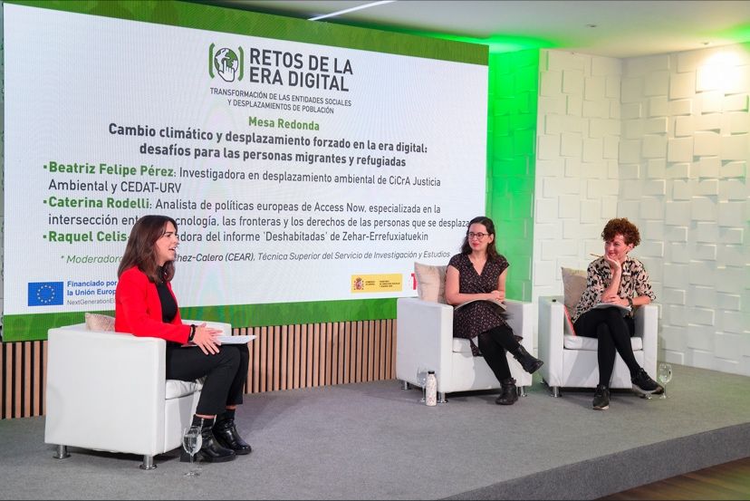 Era digital y desplazamiento forzado: Participación en jornadas e investigación